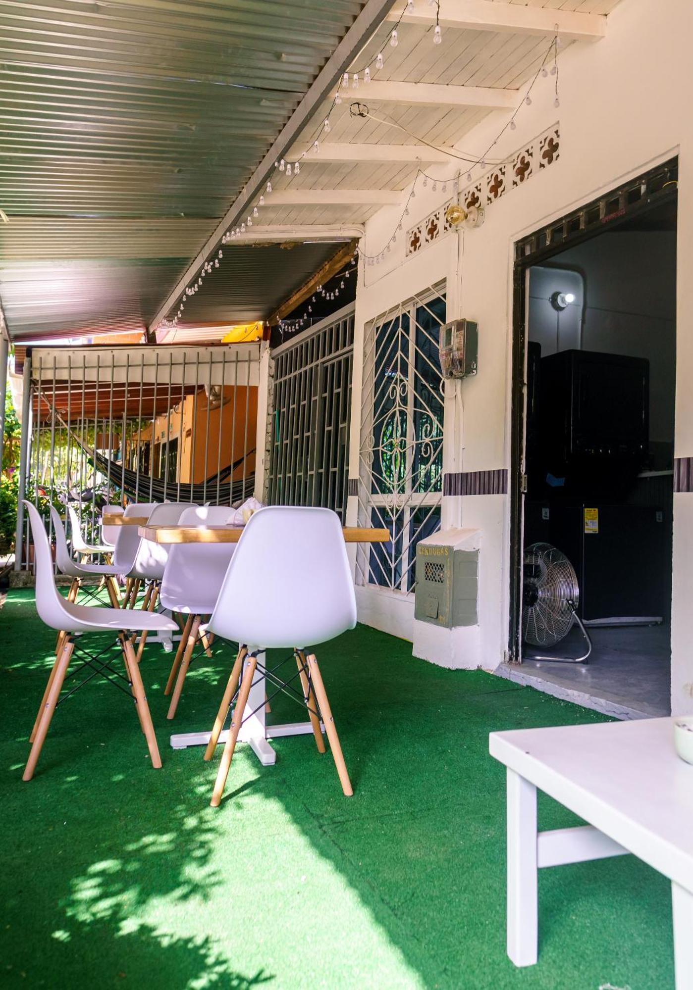 Mi Pueblo Natal Aptos Y Habitaciones Necocli Ngoại thất bức ảnh